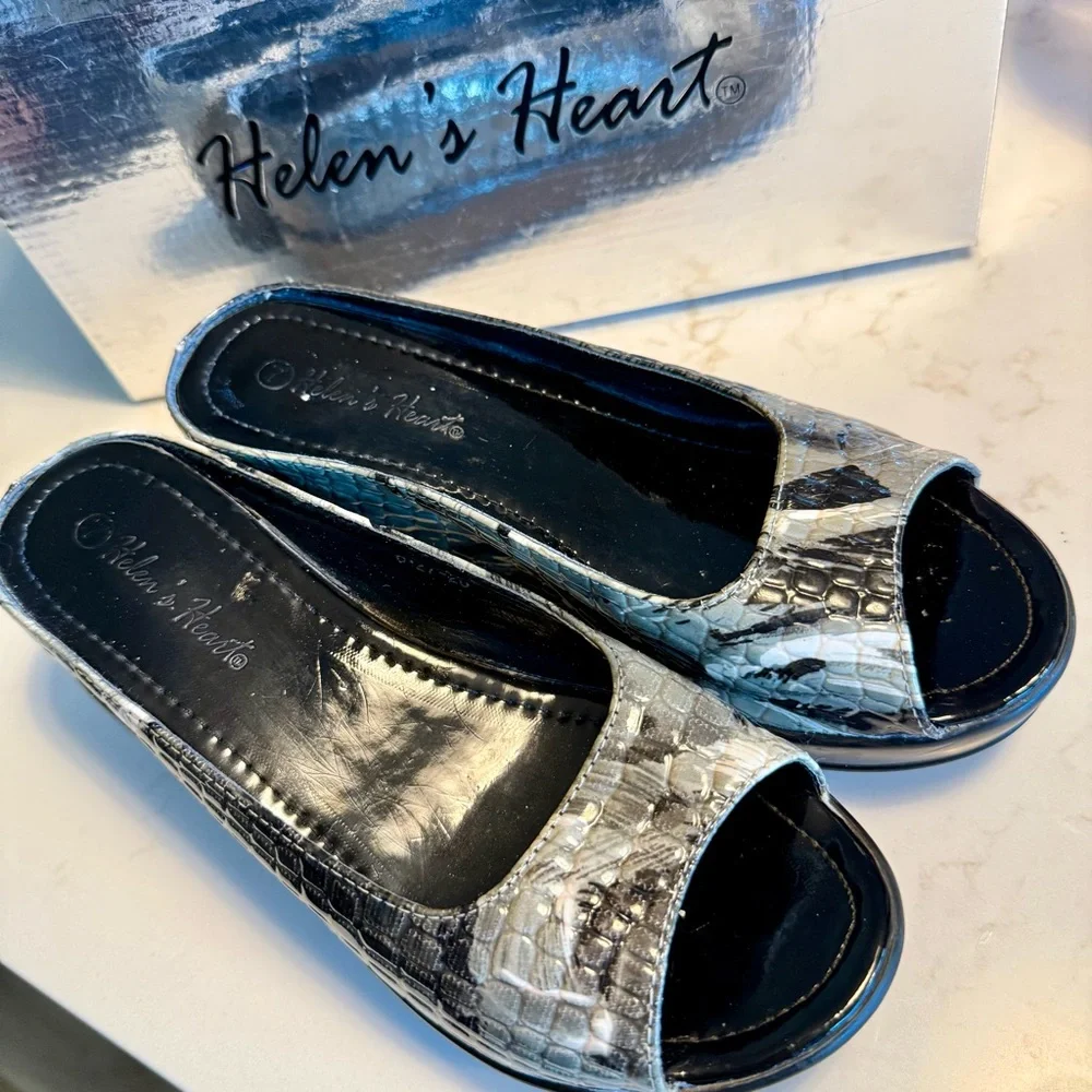 5 for $25!! Helen’s Heart Platform Wedges / Box Exceptional Condition